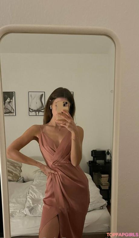 Julia nude leaked OnlyFans photo #262