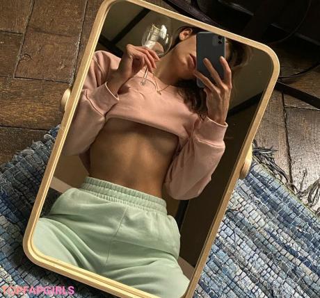 Julia nude leaked OnlyFans photo #56