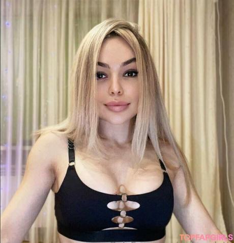 Evilscarlett nude leaked OnlyFans photo #149