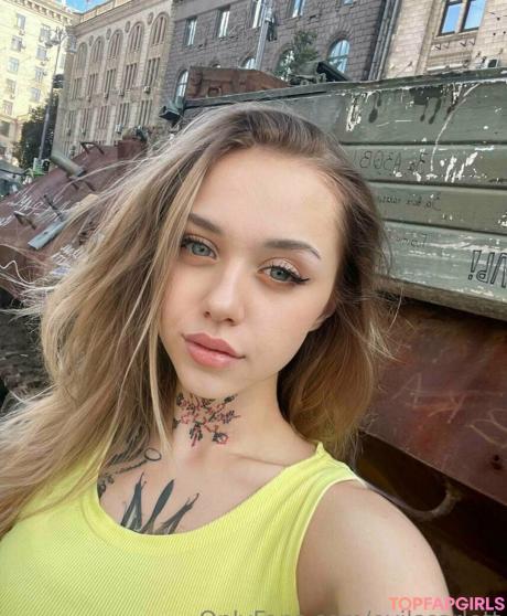 Evilscarlett nude leaked OnlyFans photo #75