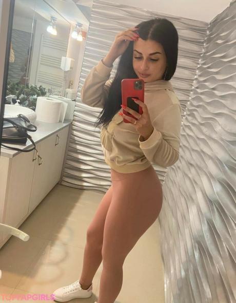 Andreeadeaconu nude leaked OnlyFans photo #17