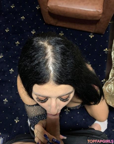 Andreeadeaconu nude leaked OnlyFans photo #6