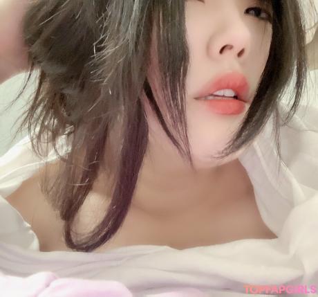 Yul nude leaked OnlyFans photo #10