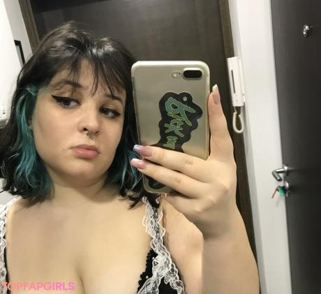 Sarah nude leaked OnlyFans photo #5