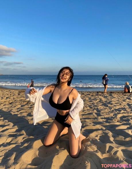 Rebecca nude leaked OnlyFans photo #202