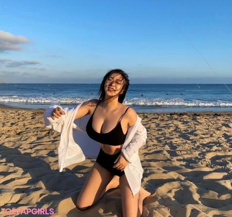 Rebecca nude leaked OnlyFans photo #26