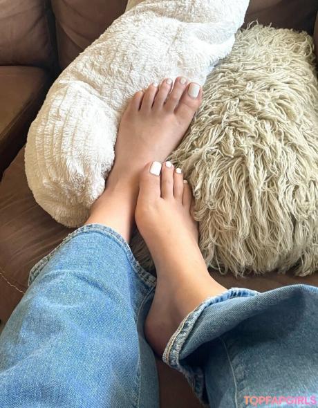 Anafeetish nude leaked OnlyFans photo #24