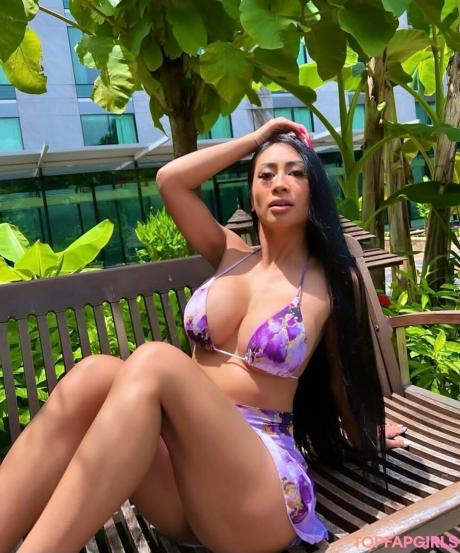 LittleAznChat nude leaked OnlyFans photo #1