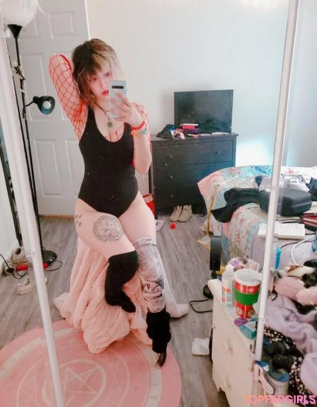 Dahliaparisi nude leaked OnlyFans photo #1