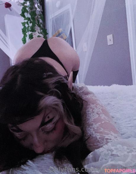 Dahliaparisi nude leaked OnlyFans photo #104