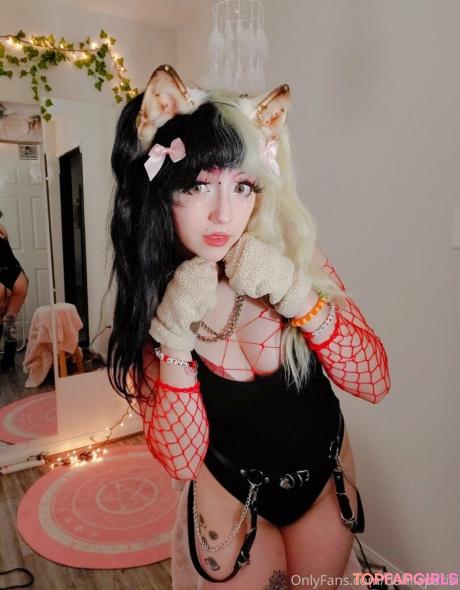 Dahliaparisi nude leaked OnlyFans photo #15