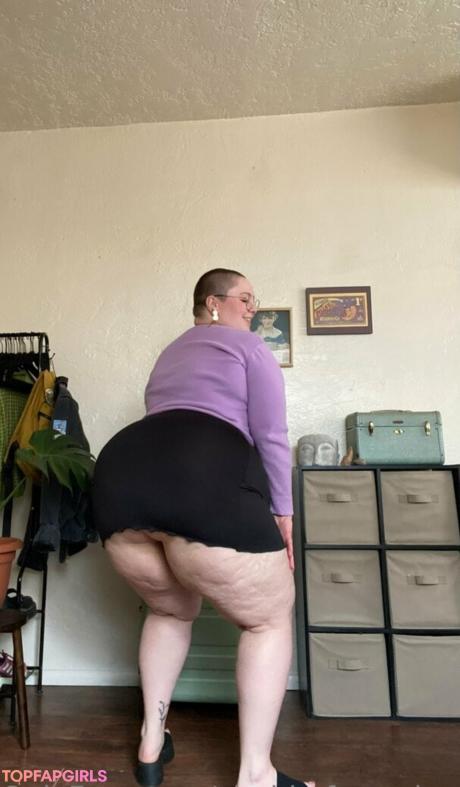 Bbwfrogprincess nude leaked OnlyFans photo #49