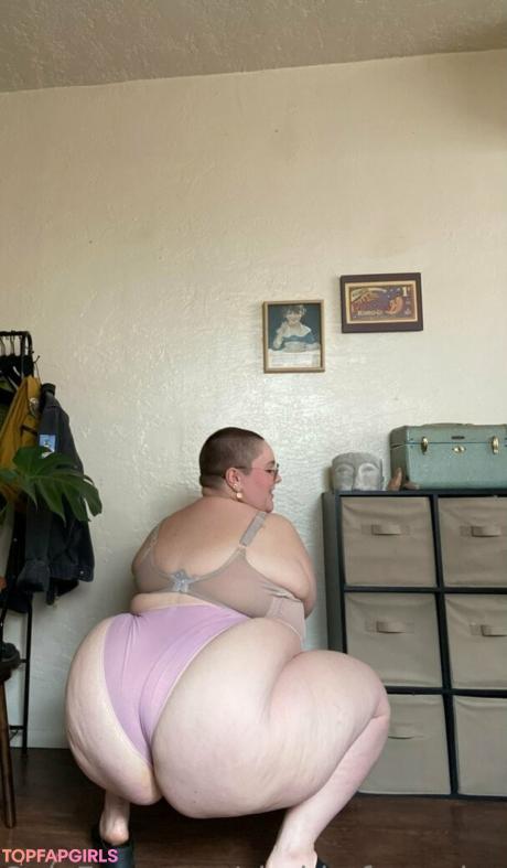 Bbwfrogprincess nude leaked OnlyFans photo #56