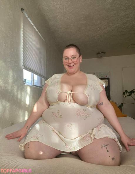 Bbwfrogprincess nude leaked OnlyFans photo #70