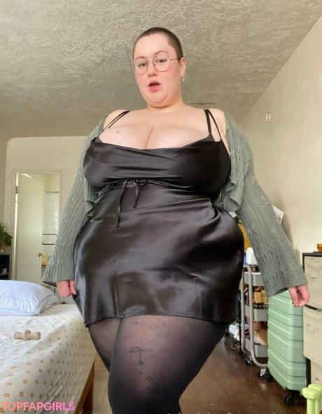 Bbwfrogprincess nude leaked OnlyFans photo #80