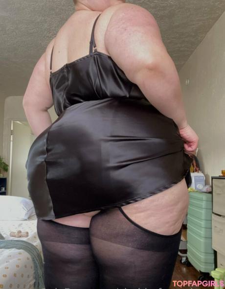 Bbwfrogprincess nude leaked OnlyFans photo #83