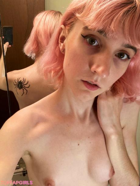 Bubblepinkelle nude leaked OnlyFans photo #15