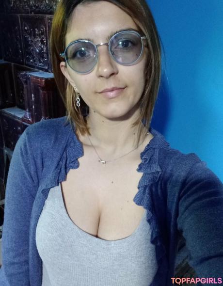 Raluca nude leaked OnlyFans photo #10