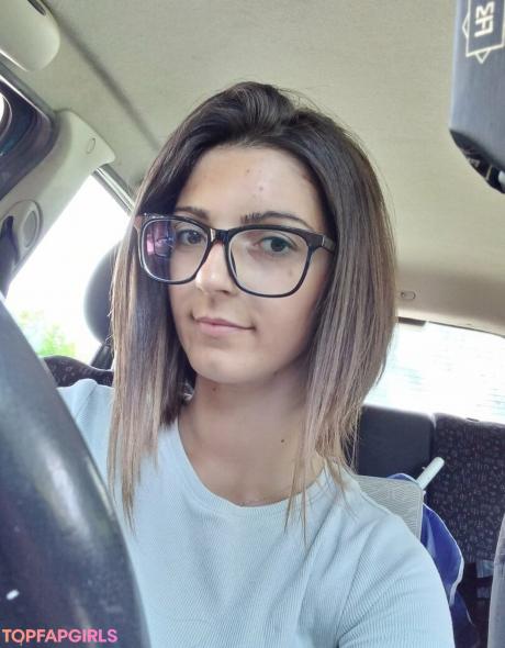 Raluca nude leaked OnlyFans photo #25