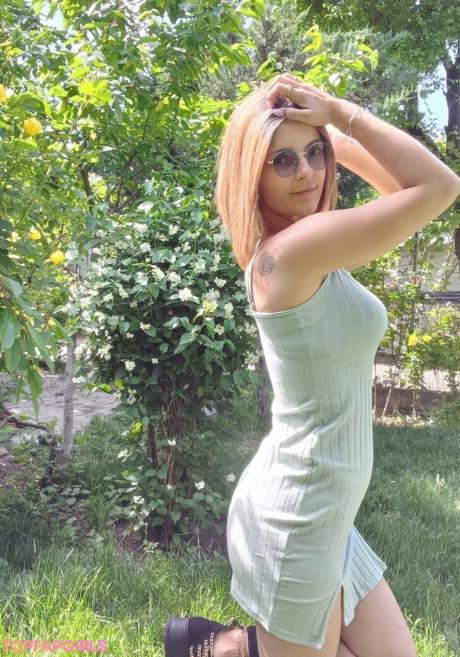 Raluca nude leaked OnlyFans photo #26