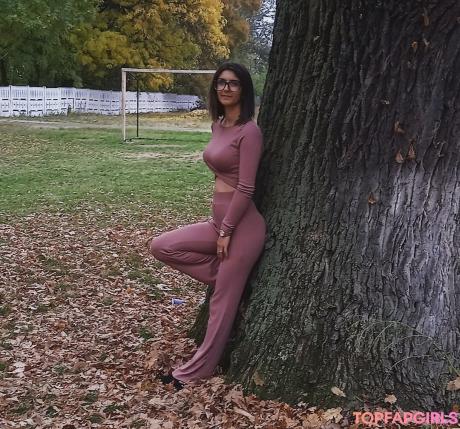 Raluca nude leaked OnlyFans photo #4