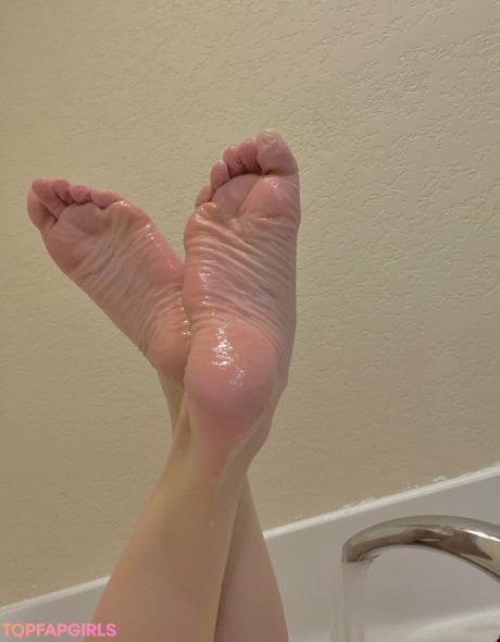 WaifuFeetMilk nude leaked OnlyFans photo #40