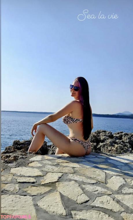 Koroska nude leaked OnlyFans photo #23