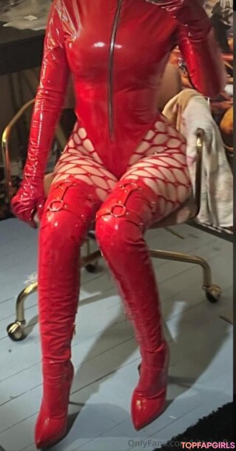 Korinonymous nude leaked OnlyFans photo #17