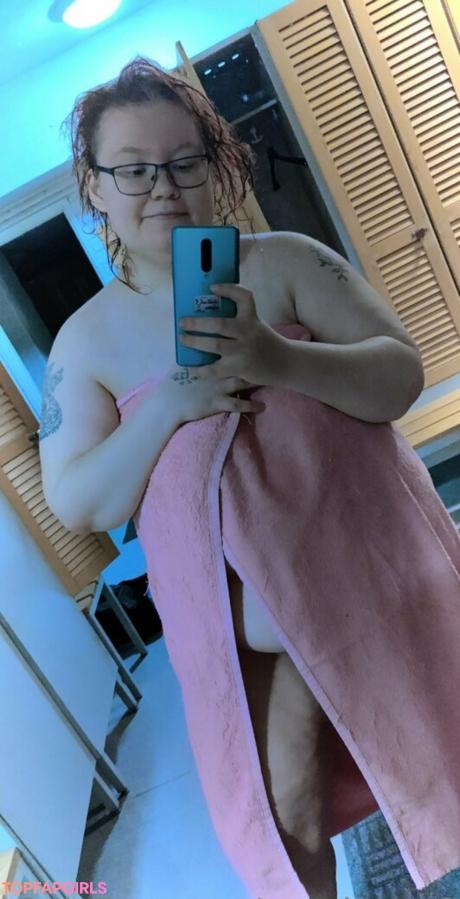 Peachycat8 nude leaked OnlyFans photo #7