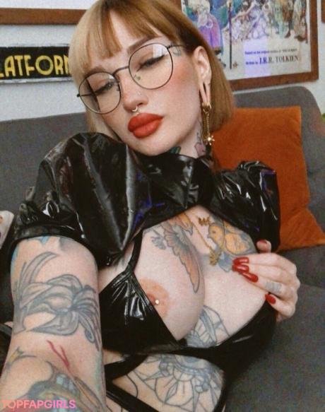 Hviley nude leaked OnlyFans photo #14
