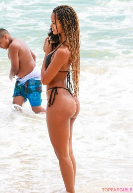 Juliana nude leaked OnlyFans photo #58