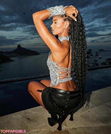 Juliana nude leaked OnlyFans photo #67