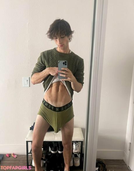 Frankierossi nude leaked OnlyFans photo #29