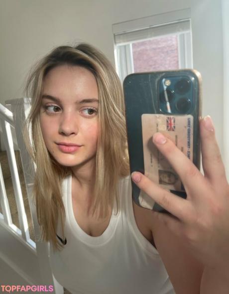 Freelubielexi nude leaked OnlyFans photo #36
