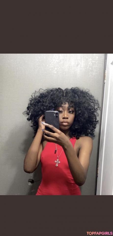 Freakazoidinatl nude leaked OnlyFans photo #1