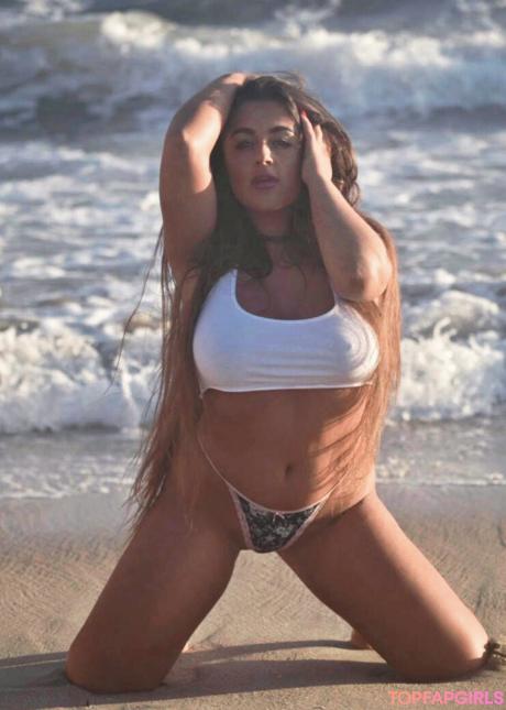 Nikiamarshalll nude leaked OnlyFans photo #13