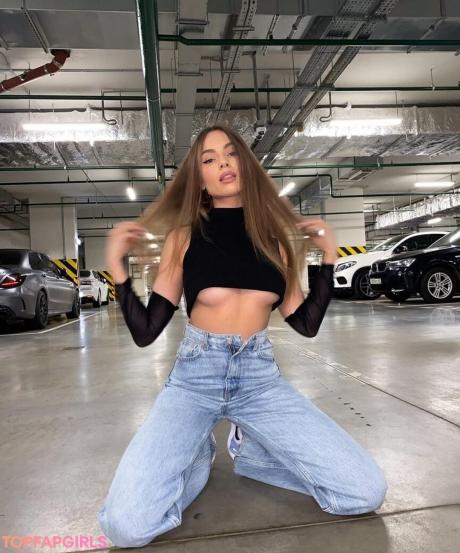 Dasha nude leaked OnlyFans photo #11