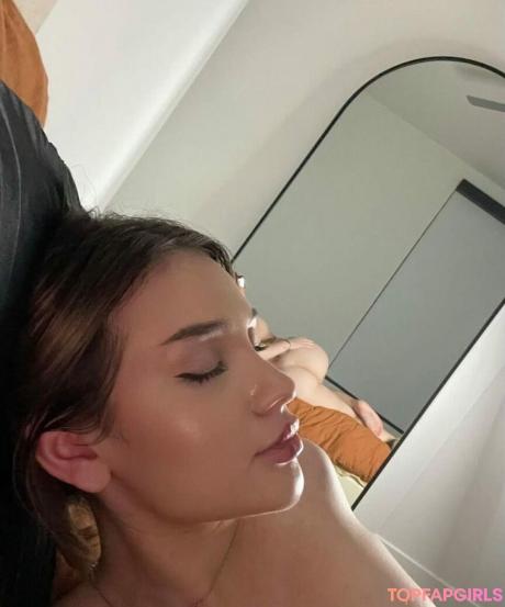 Valeria nude leaked OnlyFans photo #113