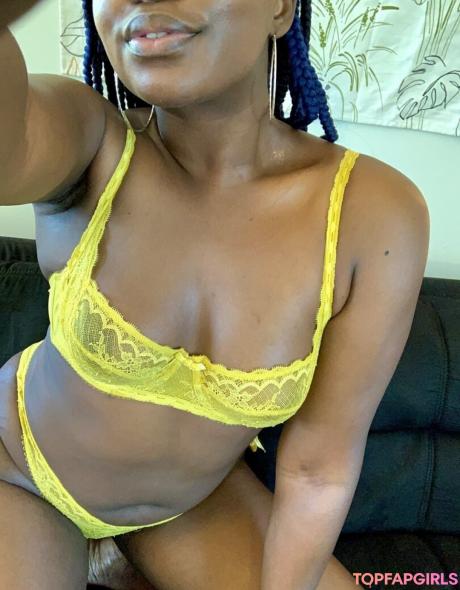 Nillalena nude leaked OnlyFans photo #48