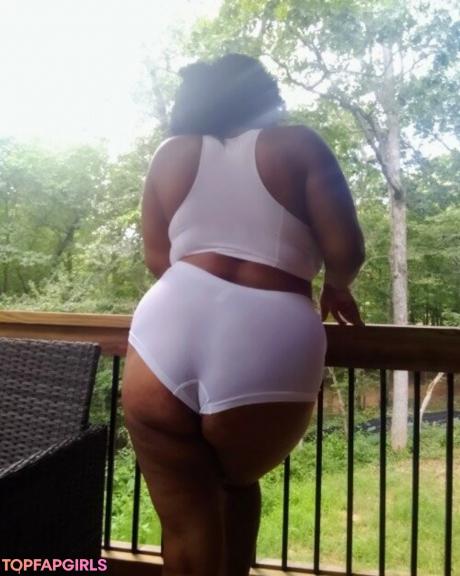 Randiraige nude leaked OnlyFans photo #5