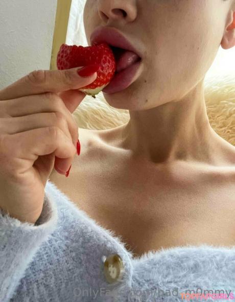 Bad_m0mmy nude leaked OnlyFans photo #59