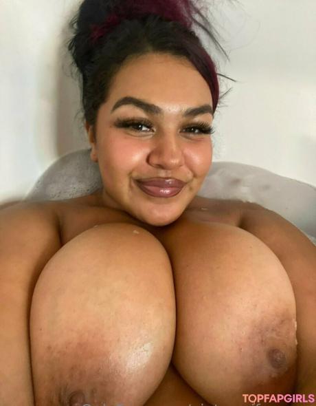 Aintnowifeyxoxo nude leaked OnlyFans photo #30