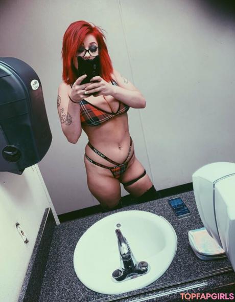 Gothxxxbarbie nude leaked OnlyFans photo #8