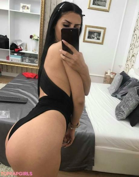 BelovedKhlloe nude leaked OnlyFans photo #76