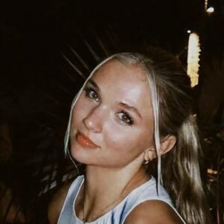Julia nude leaked OnlyFans photo #6