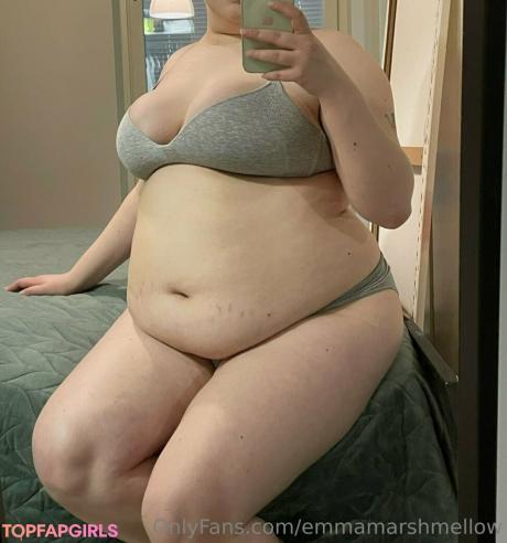 Emmamarshmellow nude leaked OnlyFans photo #25