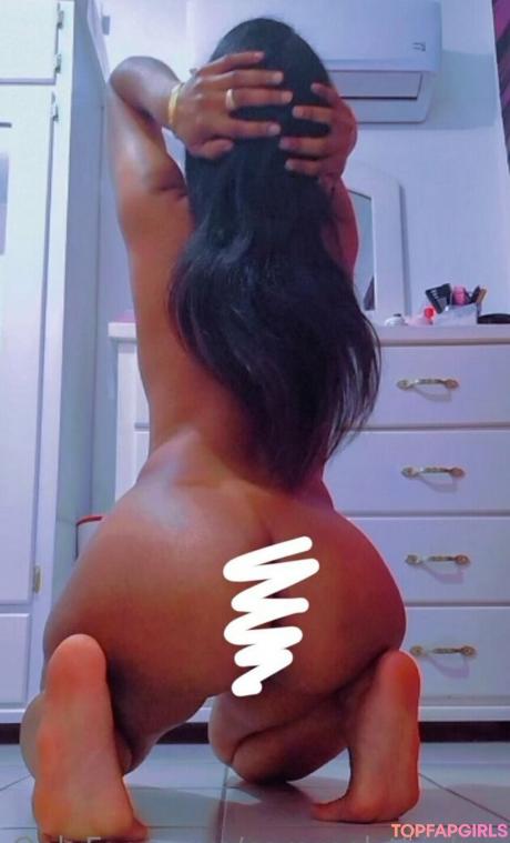 Caramel_thighss nude leaked OnlyFans pic