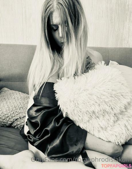Coraaphrodisiakum nude leaked OnlyFans photo #1