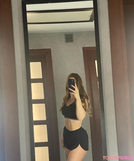 Mia nude leaked OnlyFans photo #12