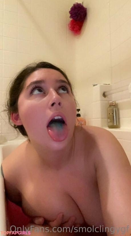 Smolclingygf nude leaked OnlyFans photo #10